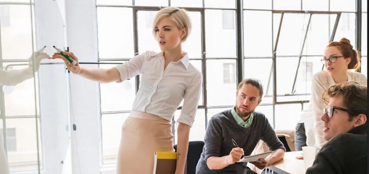 Làm thế nào để quyết đoán hơn ở nơi làm việc