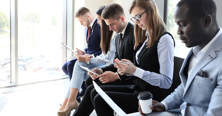 Sử dụng ngôn ngữ cơ thể tạo ấn tượng khi phỏng vấn