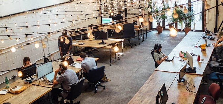 4 cách để cải thiện môi trường làm việc tại văn phòng