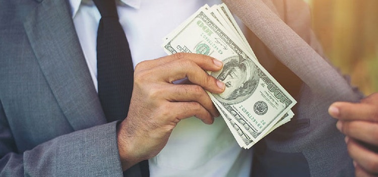 Làm thế nào để bắt đầu xây dựng sự giàu có khi còn trẻ