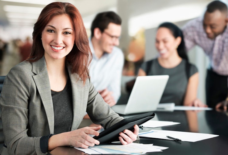 Hãy chọn cho mình một con đường trên sự nghiệp